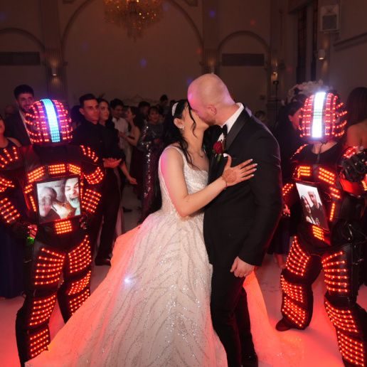 LED Dancing Robots